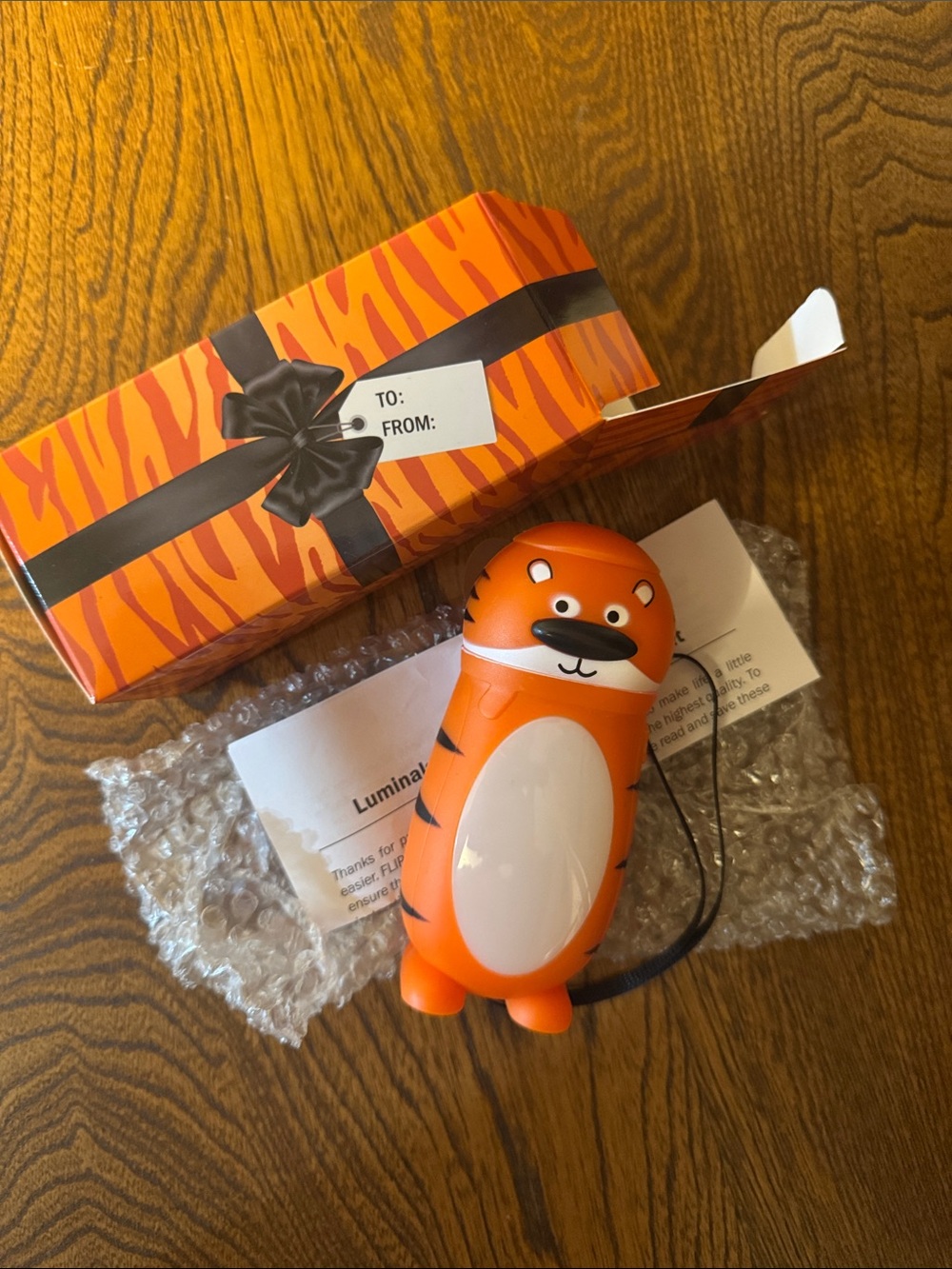 🆕 Tiger Handheld Fan & Light 5”